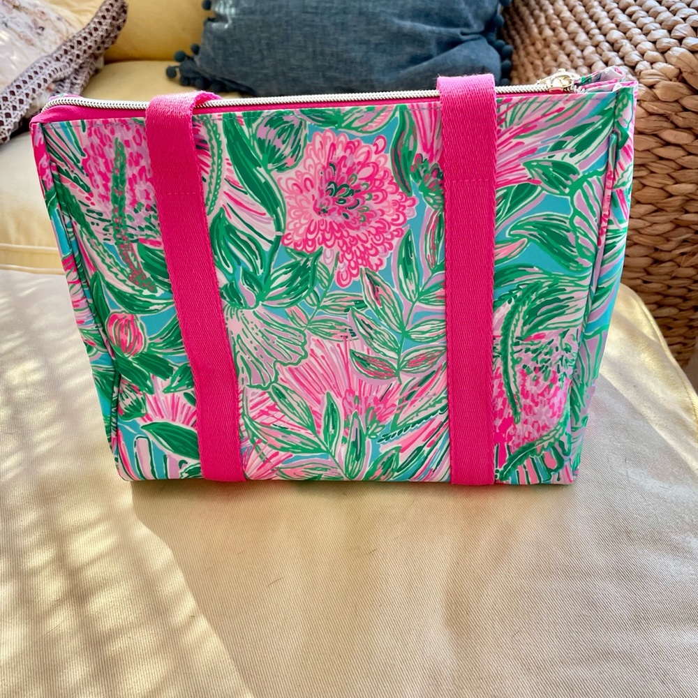 Lilly Pulitzer Lunch Tote Bag - Picture 5 of 6